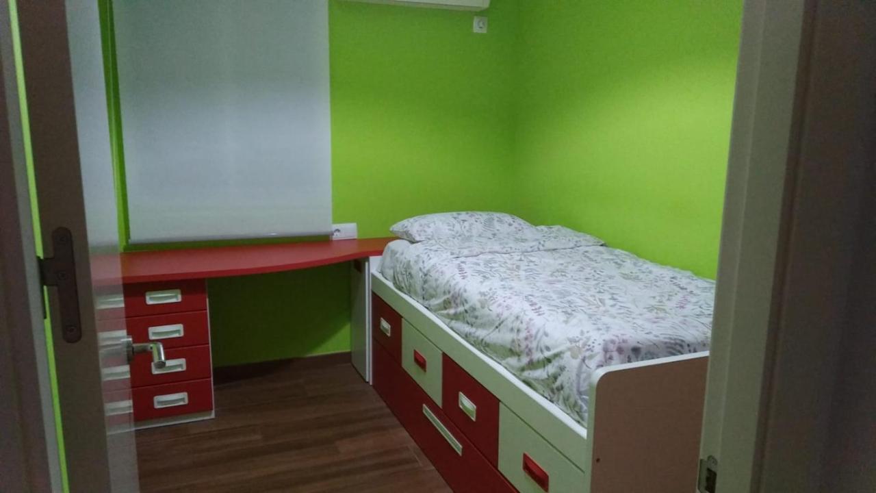 Apartmán Apto Reformado Baena Exteriér fotografie