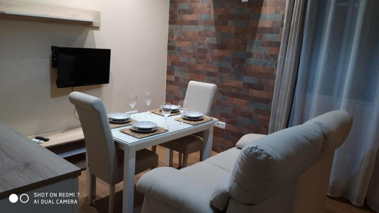 Apartmán Apto Reformado Baena Exteriér fotografie