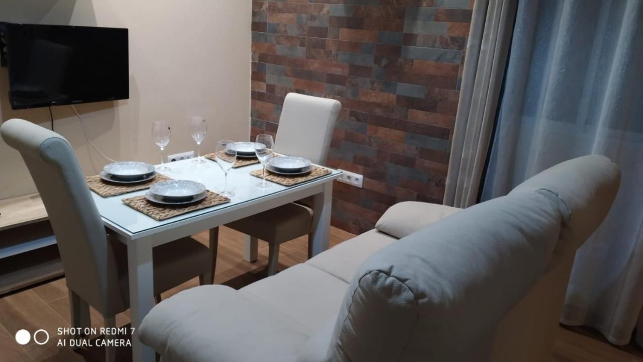 Apartmán Apto Reformado Baena Exteriér fotografie