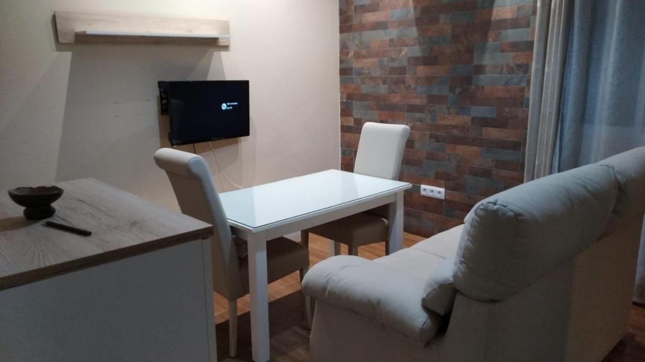 Apartmán Apto Reformado Baena Exteriér fotografie